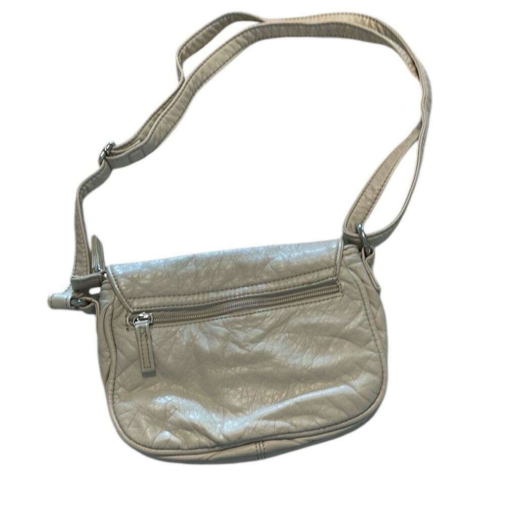 ✨ Genuine Leather Crossbody Bag NWOT Bone Off-White Flap Style Travel 🕊️ - Picture 5 of 8